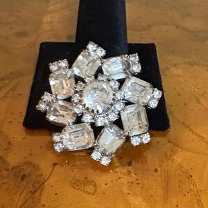 Vintage Elegant Silver Crystal Brooch